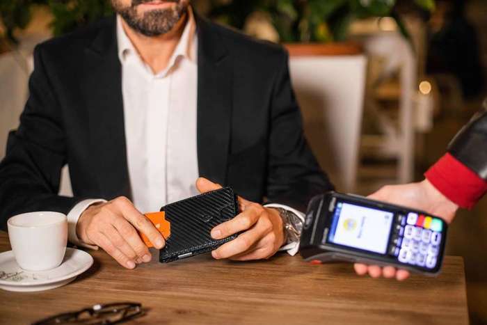 STEVENS Męski Portfel Skórzany slim nowoczesny z RFID Carbon na Karty na gotówkę prezent 
