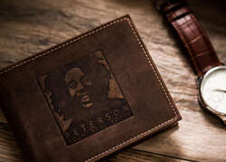 Portfel męski z tłoczonym wizerunkiem Boba Marleya - Peterson